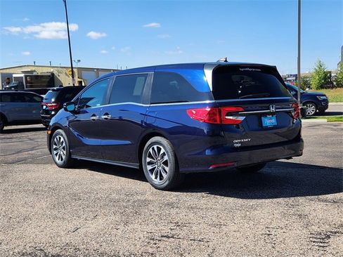Used 2024 Honda Odyssey EX-L image 4
