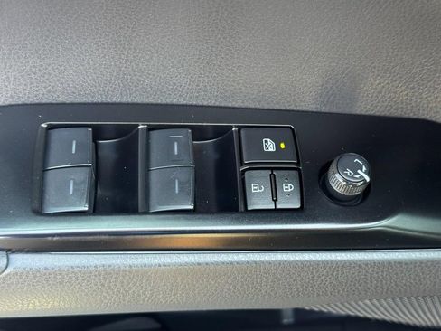 Used 2025 Toyota Camry LE FWD image 22