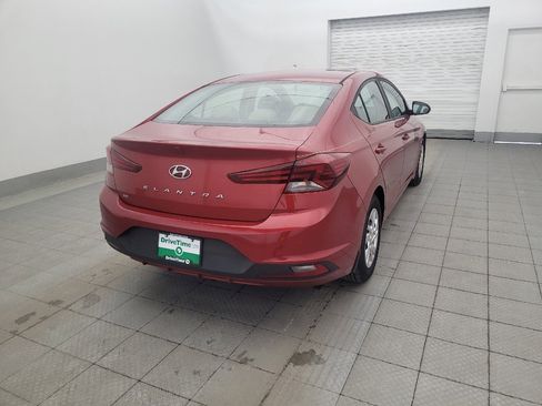 Used 2019 Hyundai Elantra SE FWD image 9
