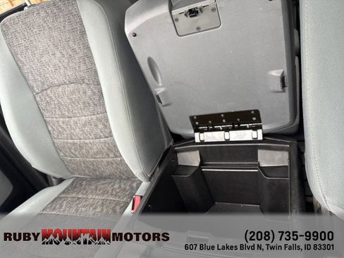 Used 2018 RAM 2500 Big Horn w/ Harvest Edition image 28