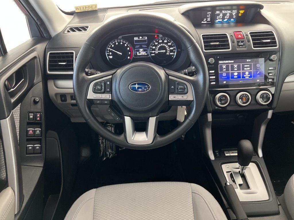 Used 2018 Subaru Forester 2.5i Premium AWD/4WD image 16