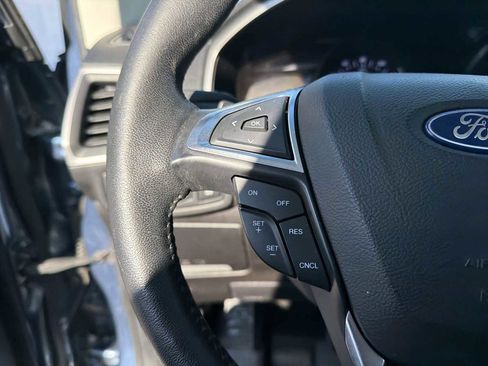 Used 2019 Ford Edge SEL w/ Equipment Group 201A image 25