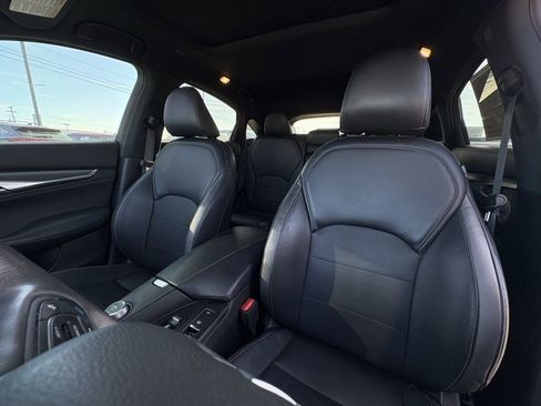 Used 2023 INFINITI QX55 Essential w/ Accent Package image 22