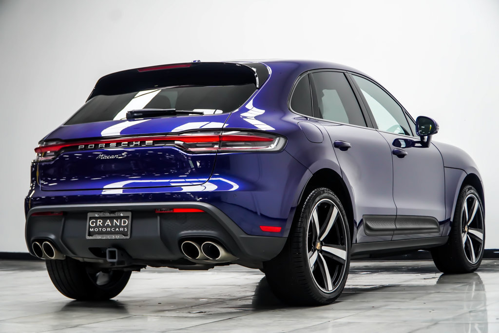 Used 2023 Porsche Macan S AWD/4WD image 17