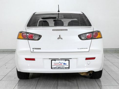 Used 2016 Mitsubishi Lancer ES FWD image 7