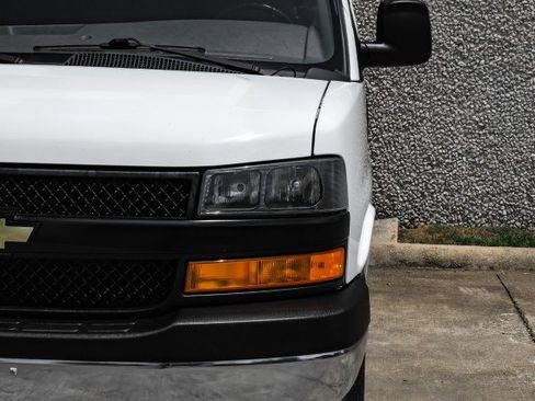 Used 2022 Chevrolet Express 2500 w/ Driver Convenience Package RWD image 38
