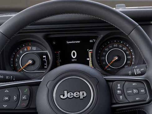 New 2025 Jeep Gladiator Mojave w/ Convenience Group AWD/4WD image 18