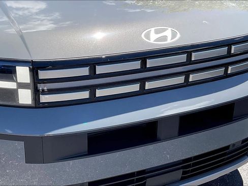 Used 2025 Hyundai Santa Fe SEL image 30