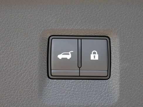 Certified 2025 INFINITI QX60 Luxe w/ Vision Package FWD image 9