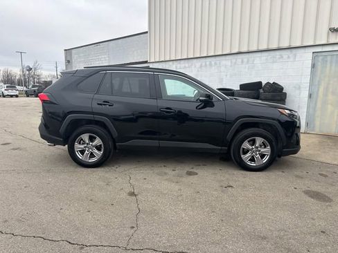 Used 2025 Toyota RAV4 XLE image 6