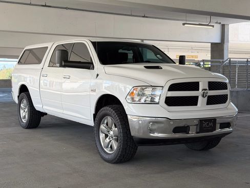 Used 2019 RAM 1500 Big Horn AWD/4WD image 3