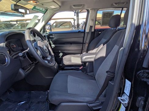 Used 2016 Jeep Patriot Sport w/ Power Value Group image 11