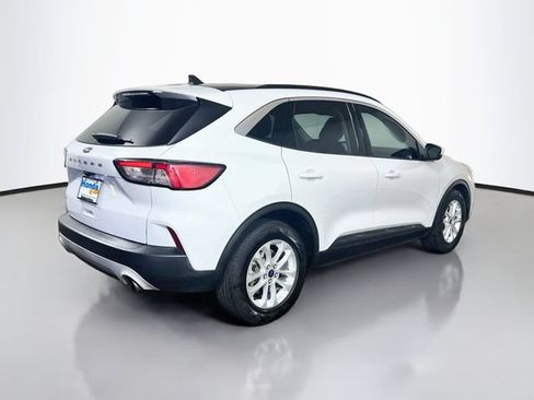 Used 2021 Ford Escape SE FWD image 9
