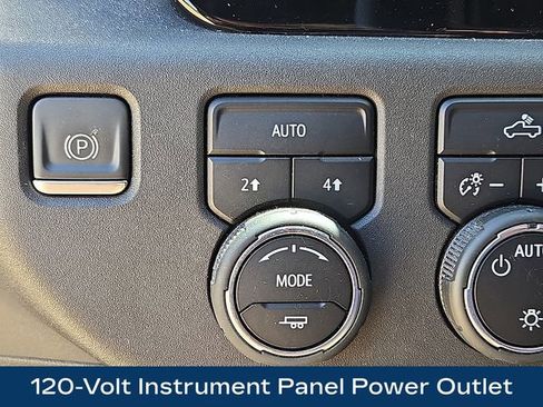 Used 2022 Chevrolet Silverado 1500 LT AWD/4WD image 13