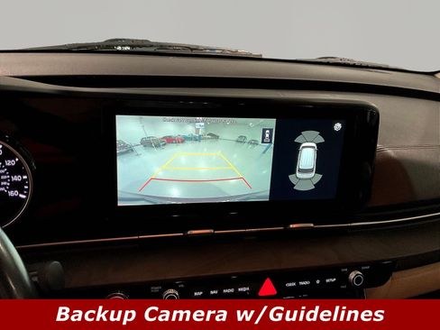 Used 2022 Kia Carnival EX FWD image 14