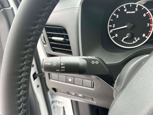 Used 2026 Nissan Rogue SV image 22