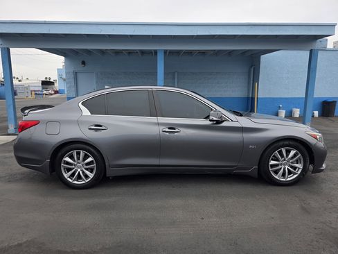 Used 2016 INFINITI Q50 3.0t Premium w/ 3.0T Premium Plus Package RWD image 2