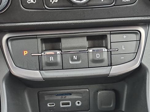 Certified 2022 GMC Terrain AT4 AWD/4WD image 21