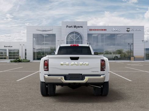 New 2026 RAM 3500 Tradesman AWD/4WD image 7