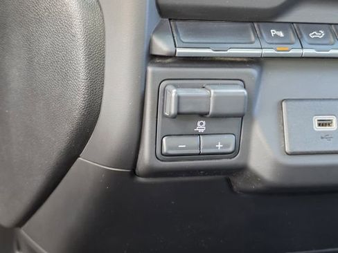 Used 2020 Chevrolet Silverado 2500 W/T w/ WT Convenience Package image 17