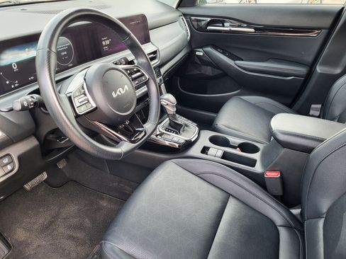 Used 2024 Kia Seltos SX w/ SX Sunroof Package image 7