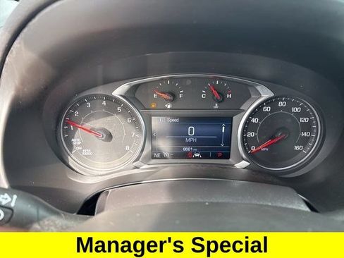 Used 2024 GMC Terrain SLE w/ Driver Convenience Package FWD image 15