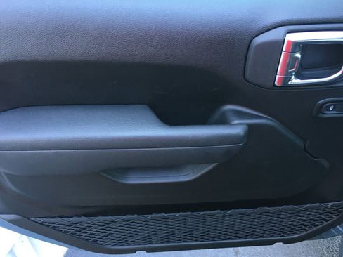 New 2026 Jeep Gladiator Mojave image 13