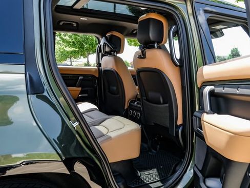 New 2026 Land Rover Defender 110 X-Dynamic SE AWD/4WD image 50