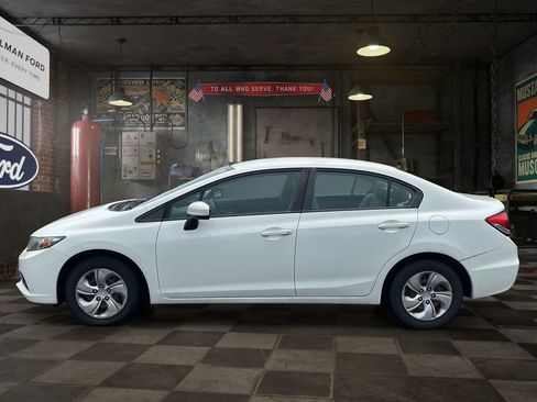 Used 2015 Honda Civic LX image 3