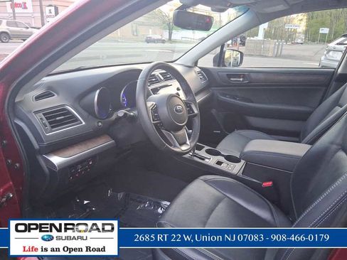Used 2018 Subaru Outback 3.6R Limited AWD/4WD image 15