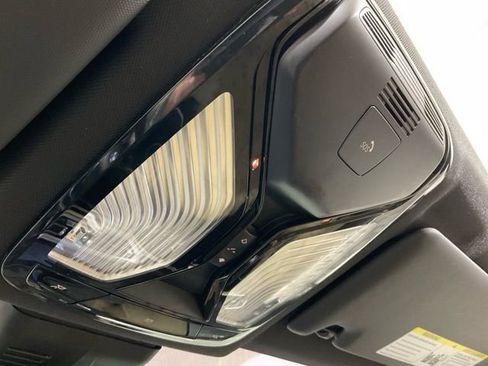 Used 2020 BMW 330i xDrive Sedan w/ Premium Package image 24