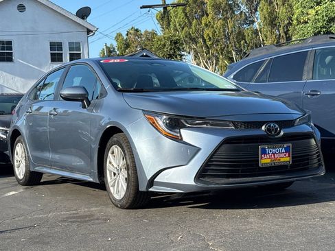 Used 2026 Toyota Corolla LE w/ LE Premium Package FWD image 2
