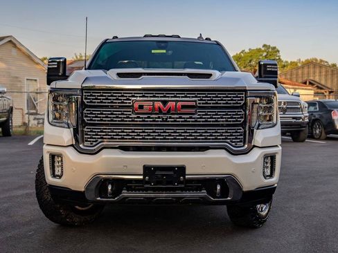 Used 2020 GMC Sierra 3500 Denali w/ Denali Ultimate Package AWD/4WD image 7