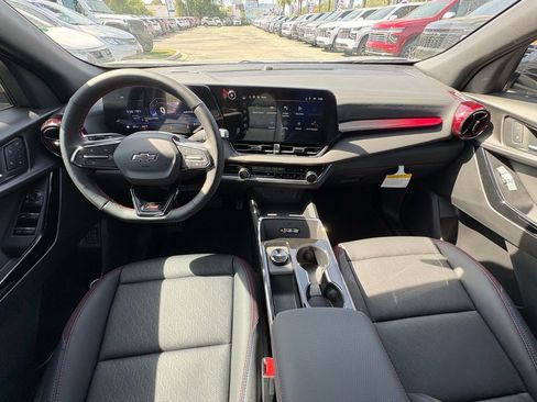 New 2026 Chevrolet Equinox RS w/ Convenience Package III AWD/4WD image 21