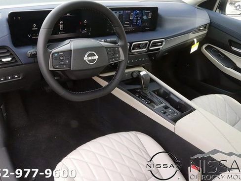 New 2026 Nissan Sentra SL w/ Floor Mat Package FWD image 12