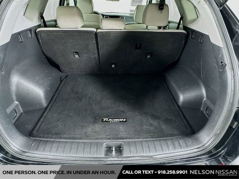 Used 2017 Hyundai Tucson SE image 24