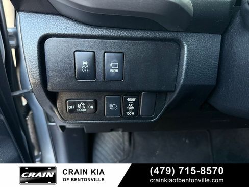 Used 2021 Toyota Tacoma Limited image 13