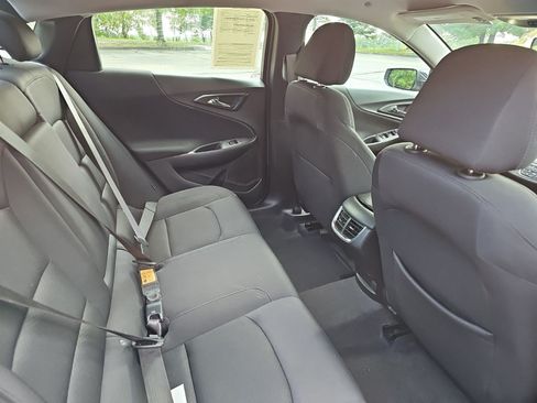 Used 2025 Chevrolet Malibu LT FWD image 15