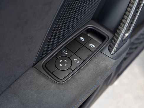 Used 2026 Porsche 911 GT3 RWD image 29