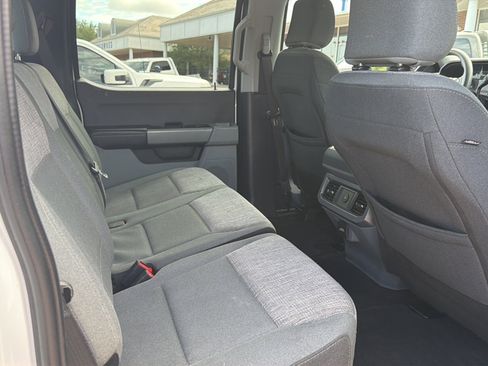 Used 2025 Ford F250 XLT w/ FX4 Off-Road Package AWD/4WD image 12