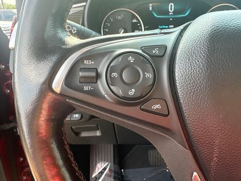 Used 2019 Buick Envision Premium AWD/4WD image 23