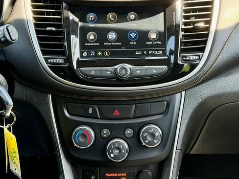 Used 2019 Chevrolet Trax LS FWD image 21