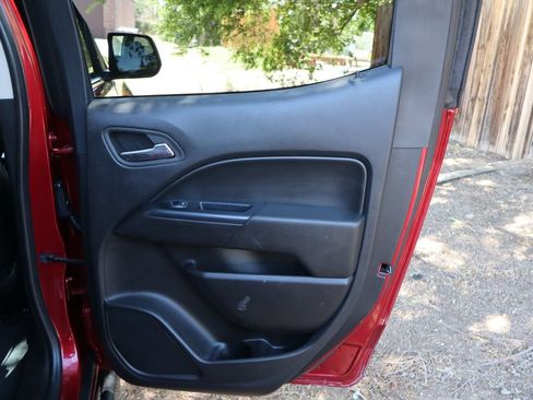 Used 2020 Chevrolet Colorado ZR2 AWD/4WD image 25
