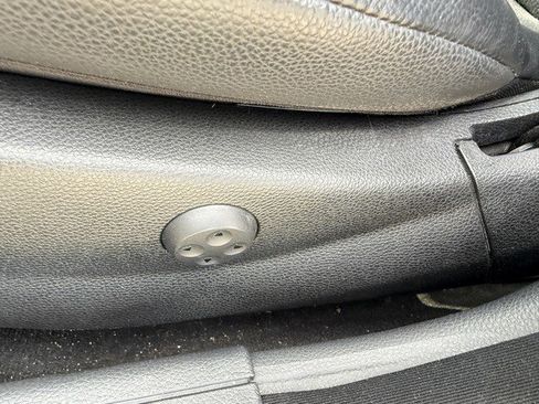 Used 2011 Mercedes-Benz C 300 SPORT 4MATIC image 15