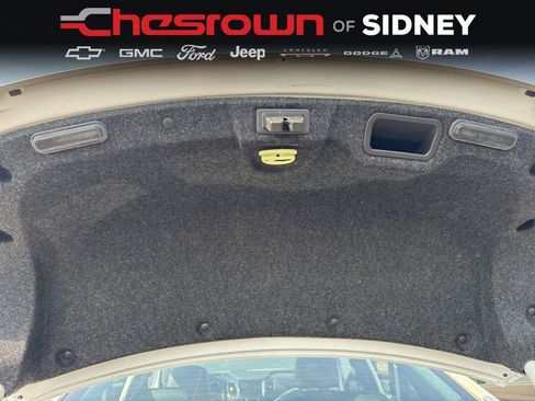 Used 2017 Chevrolet Impala Premier w/ Enhanced Convenience Package image 24