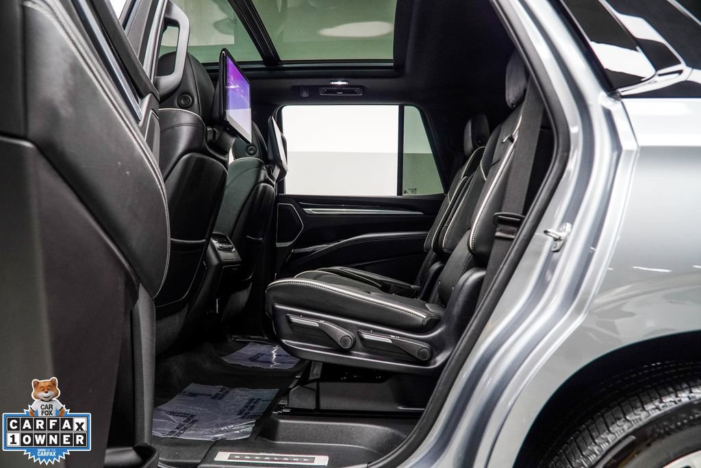 Used 2025 Cadillac Escalade Sport w/ Touring Package AWD/4WD image 43