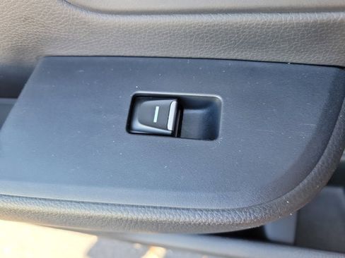 Certified 2025 Honda Pilot Black Edition image 20