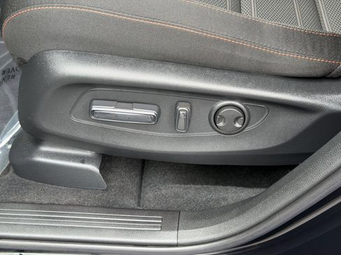 Used 2024 Honda CR-V Sport image 14