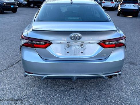 Used 2023 Toyota Camry SE FWD image 7