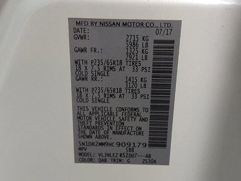 Used 2017 Nissan Pathfinder SV image 33